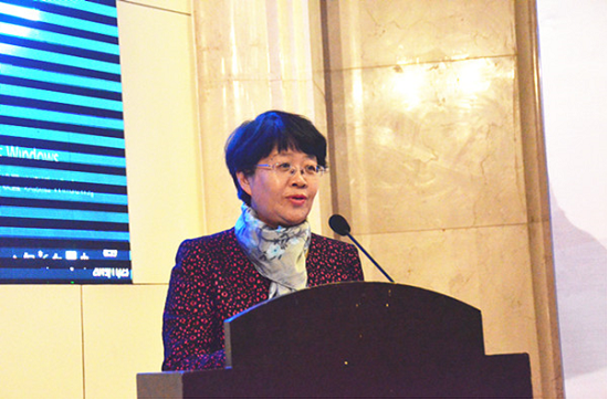 北京中医药大学第三附属医院副书记王国华在论坛上致辞